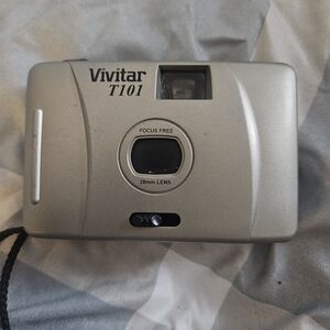 Vivitar T101 Silver Camera